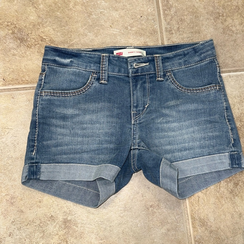 levi shorty short
